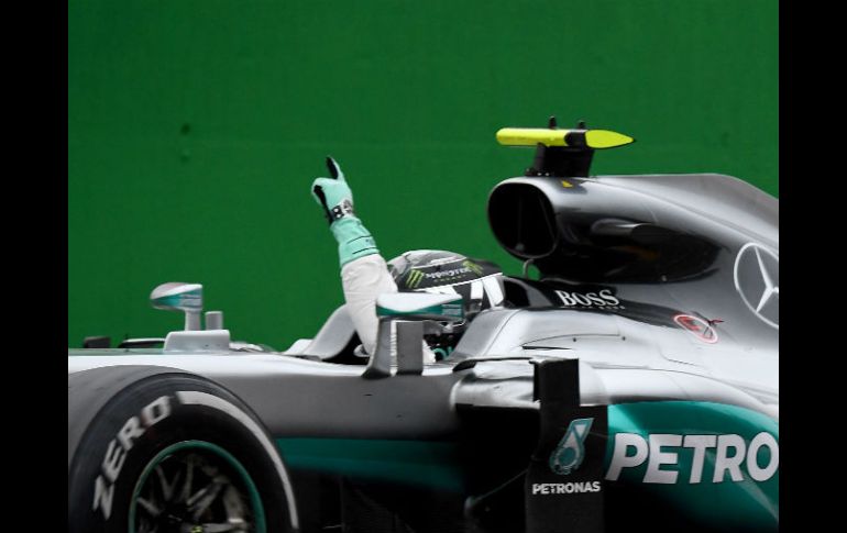 Éste es el primer triunfo de Rosberg en Monza, y con este resultado llega a 21 victorias en su carrera. AFP / G. Bouys