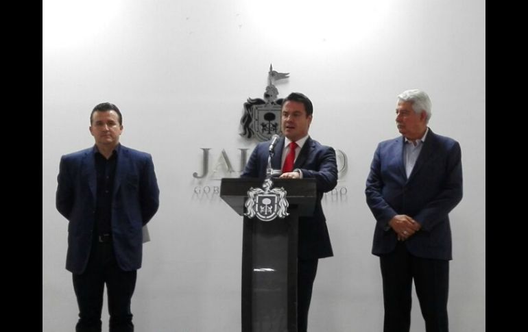 Ornelas Plascencia (izq), Aristóteles Sandoval (cent) y Roberto Dávalos (der). EL INFORMADOR / T. Villaseñor