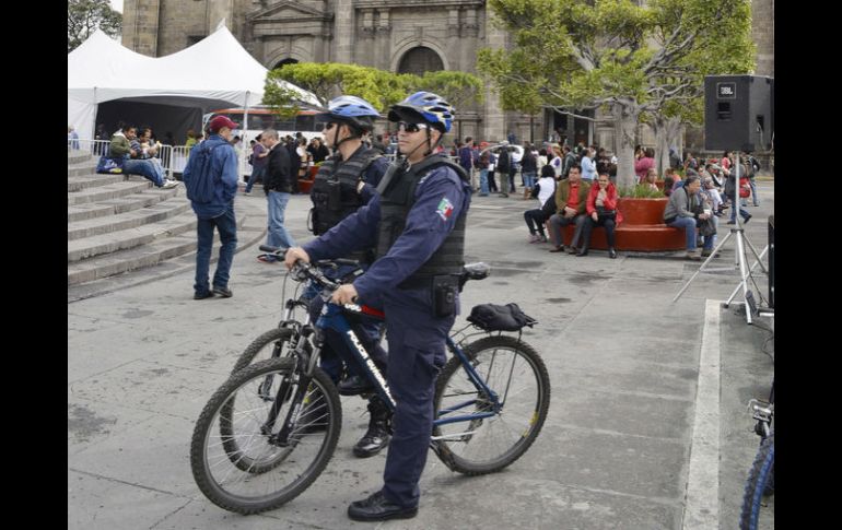 La Policía Preventiva recomienda a las personas que acudan a los actos cívicos a vestir ropa cómoda y evitar llevar objetos prohibidos. ESPECIAL / Ayuntamiento de Guadalajara