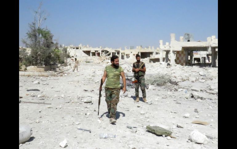 Los milicianos pertenecen a las facciones sirias respaldadas por Turquía y participan en la operación 'Escudo del Éufrates'. AFP / STRINGER