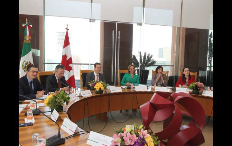 Funcionarios de ambos países en la Primera Reunión del Diálogo Estratégico de Alto Nivel México-Canadá. TWITTER / @ruizmassieu
