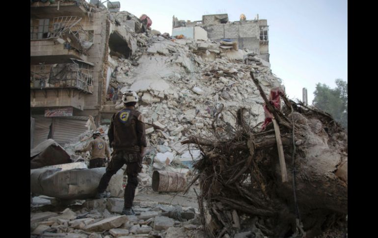 Bombardeos similares se registraron en el pueblo de Kafr Naha, en la periferia oeste de Alepo. AFP / K. Al-Masri