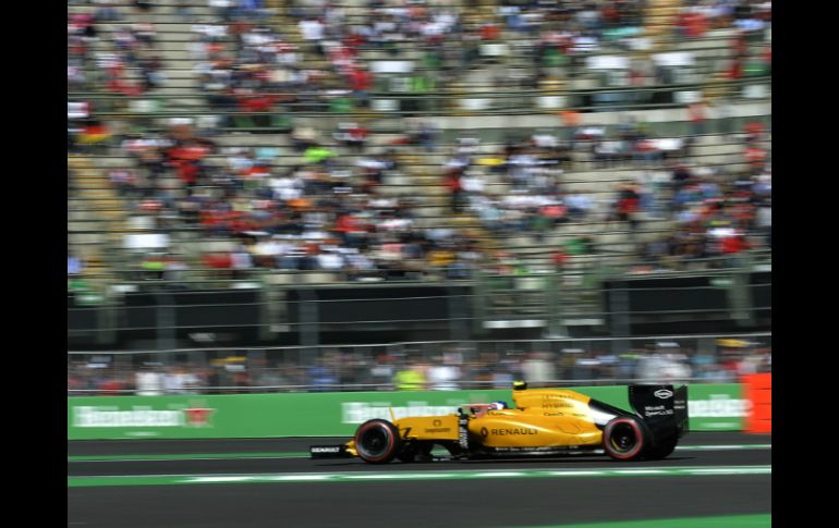 El público se ha mostrado entusiastas por el Gran Premio en México. AFP / P. Pardo
