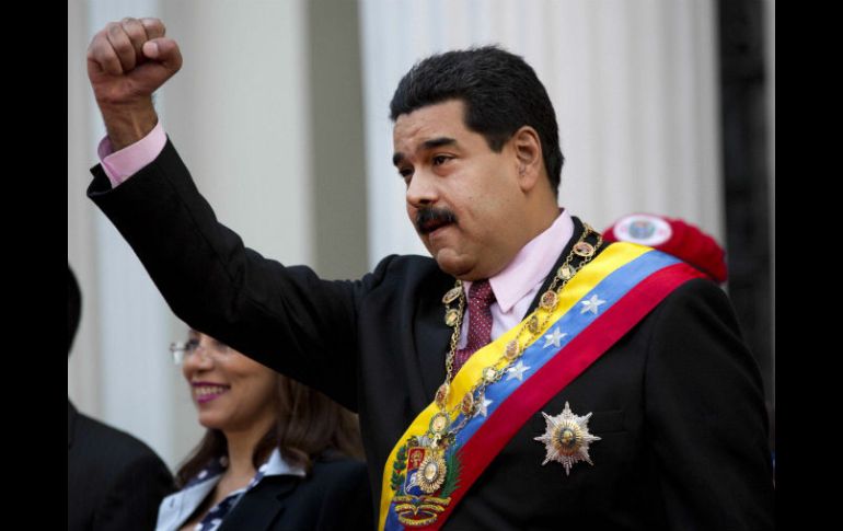Nicolás Maduro pidió a Kerry establecer y dejar una agenda de trabajo positiva para la próxima administración. AP / ARCHIVO