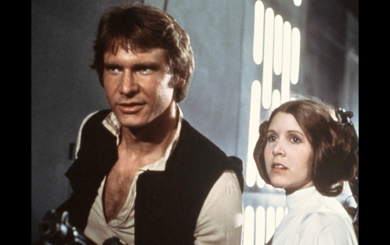 Éramos Han y Leia entre semana y Carrie y Harrison durante el fin de semana, confiesa la actriz en una entrevista para 'People'. AP / ARCHIVO