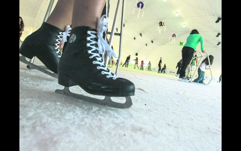 Diversión. Este año la pista de patinaje se instalará en la Plaza 18 de Marzo y tendrá un horario de 10:00 a 21:00 horas. EL INFORMADOR / A. García