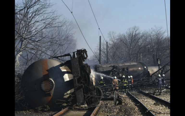La explosión siguió al descarrilamiento de un tren que transportaba gas. AP / P. Momchilov
