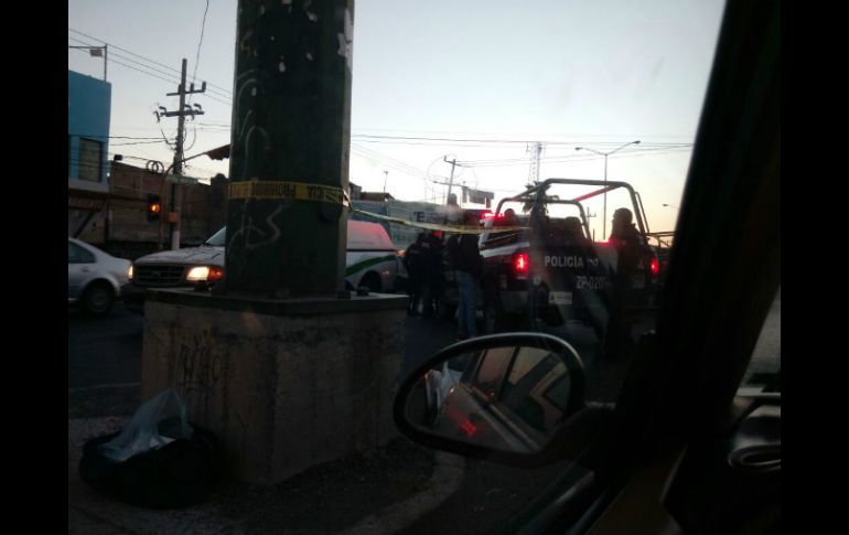El accidente ocasionó congestionamiento vial en dirección a Tesistán. ESPECIAL /