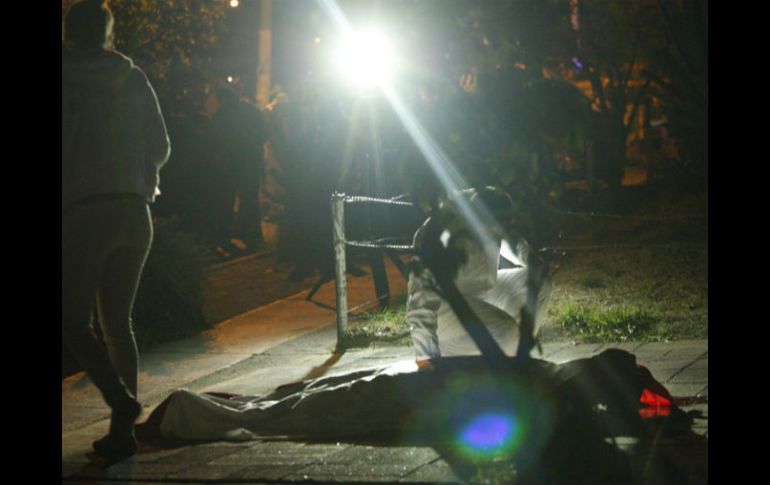 Policías de Tlajomulco informan que el hombre contaba con huellas visiles de golpes. EL INFORMADOR / ARCHIVO