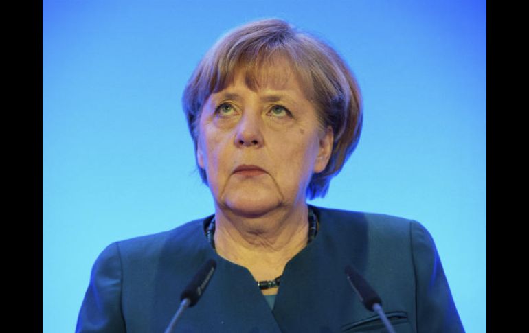 Merkel señala que ahora hay que esperar a que Trump asuma formalmente el cargo. AP / O. Dietze