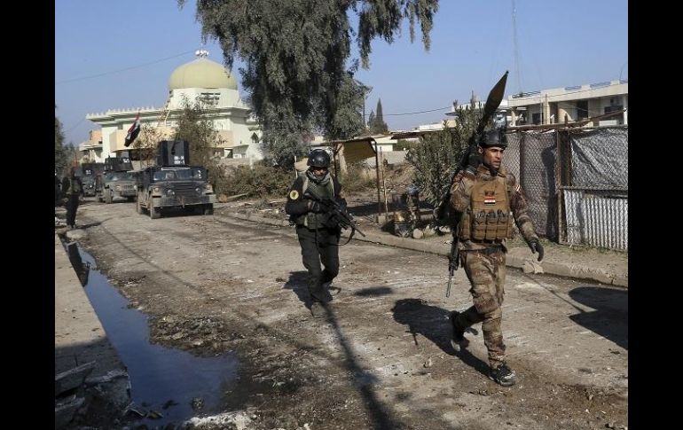 El Ejército iraquí anunció hoy que las Fuerzas Antiterroristas han concluido su avance en el eje central de Mosul. AP / K. Mohammed