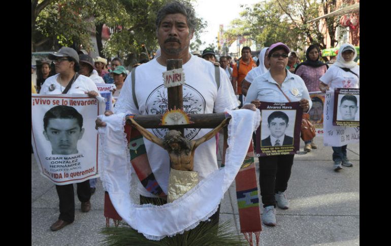 Las pruebas fueron realizadas a ocho individuos relacionados con la desaparición de los 43 normalistas de Ayotzinapa. SUN / ARCHIVO