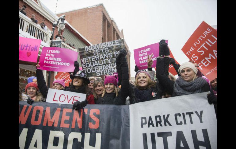 Las actrices junto a miles de mujeres, alzaron la voz contra los comentarios sexistas de Donald Trump. AP / A. Mola