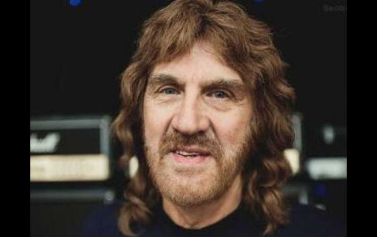 El tecladista de Black Sabbath Geoff Nicholls, falleció esta mañana de sábado a los 68 años tras padecer cáncer de pulmón. TWITTER / @Ibero909FM