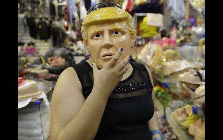 Un sondeo de Avaaz mostró el año pasado que nueve de cada 10 mexicanos odian las ideas políticas de Trump. AP / A. Penner