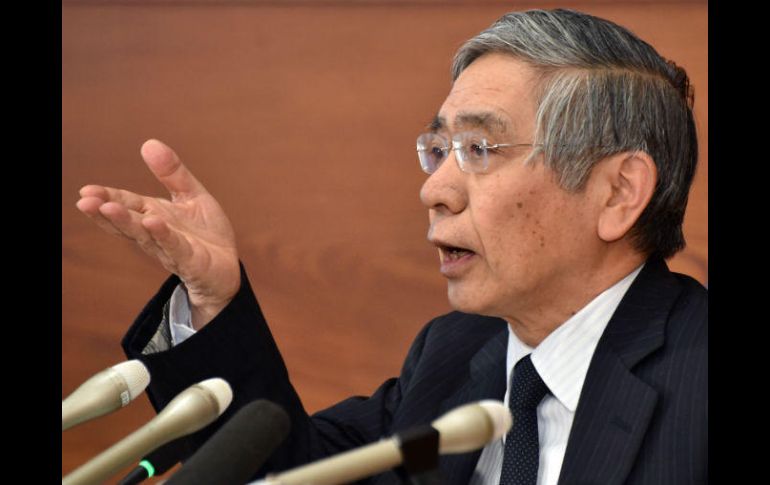 El funcionario del Banco Japonés, Haruhiko Kuroda, participó en una sesión de preguntas y respuestas en Tokio. EFE / K. Nogi