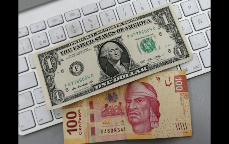 Autoridades bancarias estiman que el tipo de cambio cotice entre 20.20 y 20.40 pesos por dólar. NTX / ARCHIVO