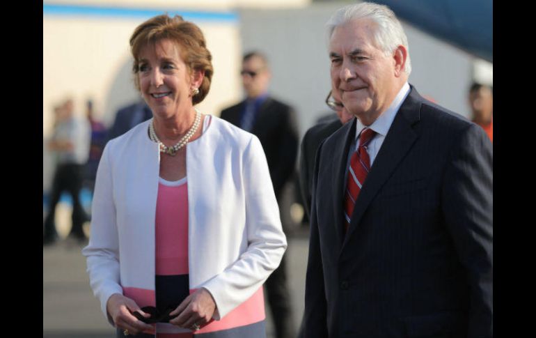 Tillerson llegó al Aeropuerto Internacional de la Ciudad de México, donde fue recibido por la embajadora Roberta Jacobson. AFP / C. Barria