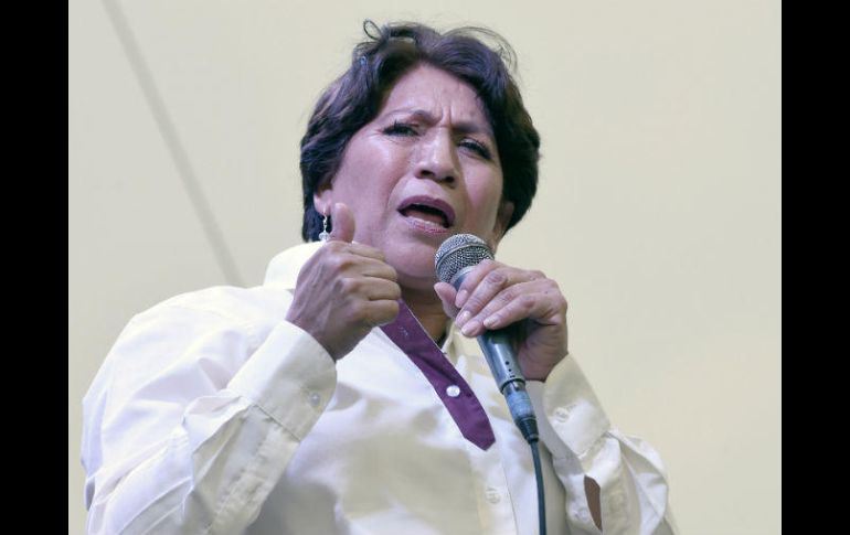 La exempleada municipal que acusa a Delfina Gómez asegura haber perdido 27 mil pesos de su salario debido a descuentos ilegales. AFP / A. Estrella