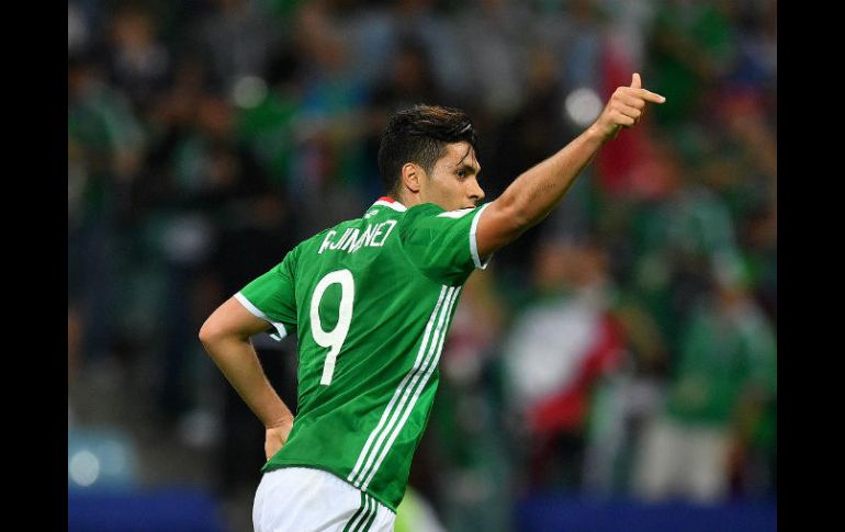 México responde en el segundo tiempo con un gol de media vuelta de Raúl Jiménez al minuto 54. AFP / Y. Cortez
