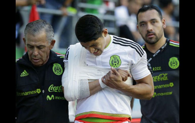 Pulido estaría unos tres meses fuera de las canchas debido a la fractura que sufrió ante Paraguay. AP / ARCHIVO