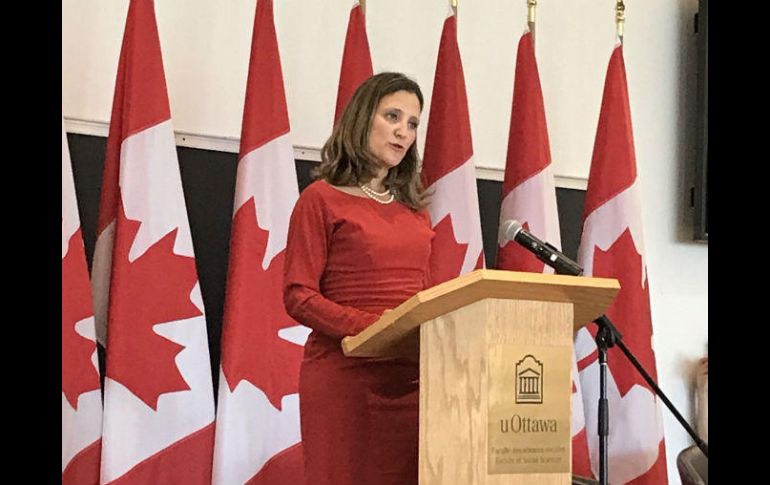 Canadá aboga por añadir nuevos capítulos sobre derechos de género, indígenas y la reforma del proceso de disputa inversores - estados. TWITTER / @cafreeland