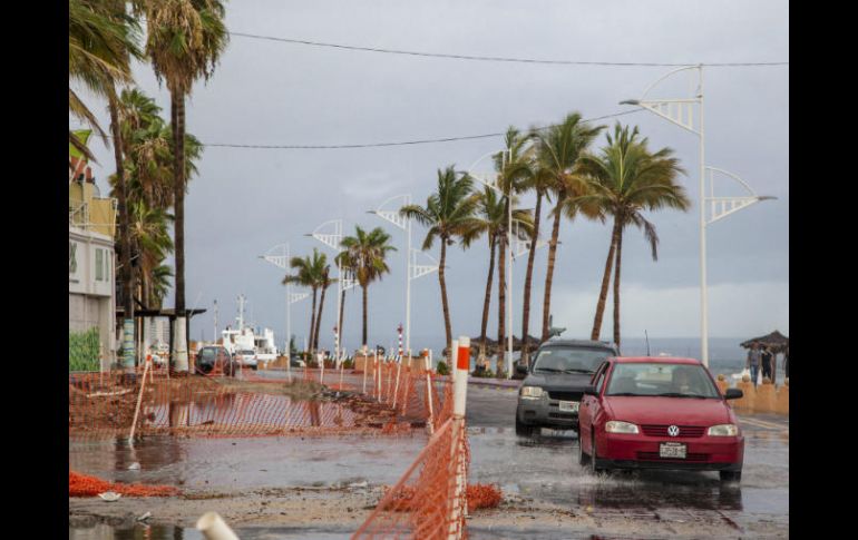 La tormenta tropical 'Lidia' se encuentra a 40 kilómetros al sur de Cabo San Lucas. EFE / S. Muñoz