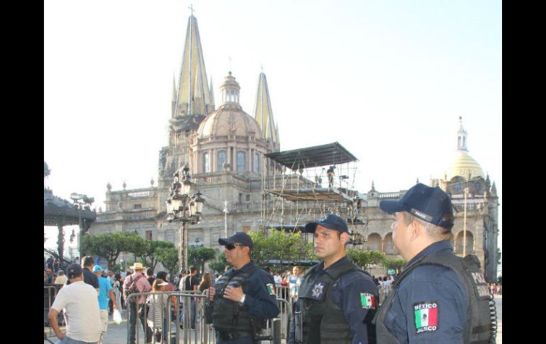 Se preverá que las personas eviten portar cualquier objeto que pueda ser usado como contundente. ESPECIAL / Policía de Guadalajara