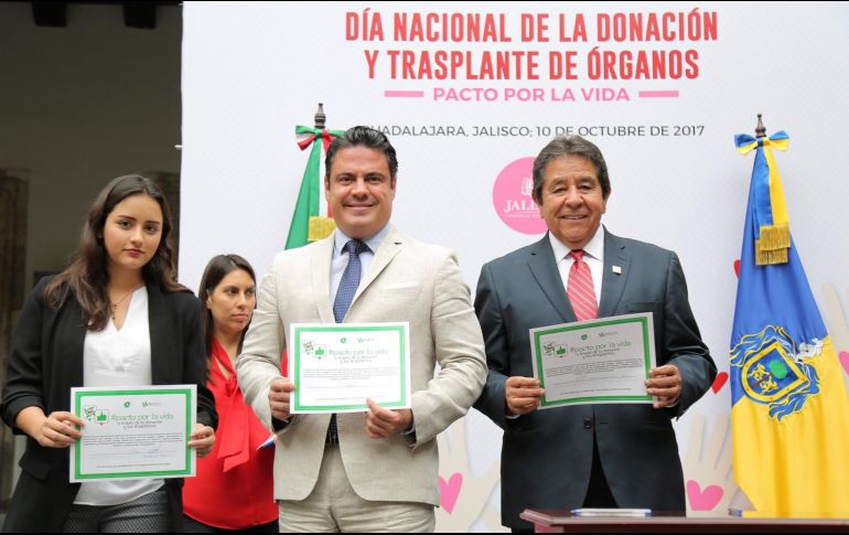 El gobernador del Estado, Aristóteles Sandoval Díaz, encabezó el evento para celebrar el Día Nacional de la Donación de Órganos. TWITTER / @AristotelesSD