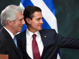 Tabaré Vázquez y Enrique Peña Nieto en Palacio Nacional. AFP / A. Estrella