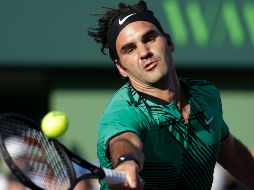 Federer resolvió el juego en dos mangas, aunque no lo tuvo fácil ante un rival que le puso en algún que otro aprieto. AP/ARCHIVO