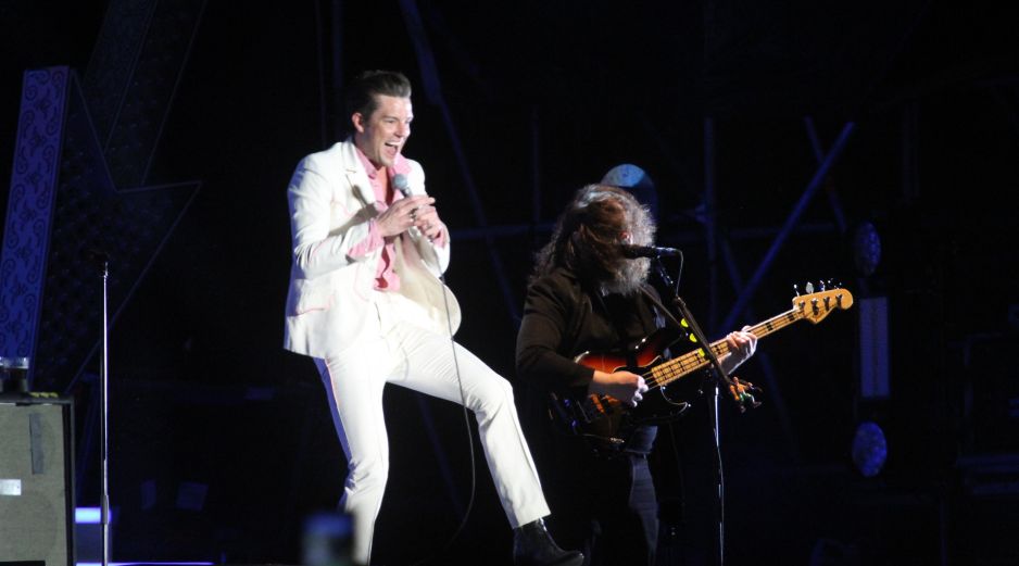 The Killers ofreció un eufórico concierto como los estelares del festival. EL INFORMADOR/G. Gallo