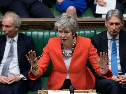 Theresa May trata de recabar apoyo para el acuerdo de divorcio que alcanzó con la Unión Europea. AP/J. Taylor