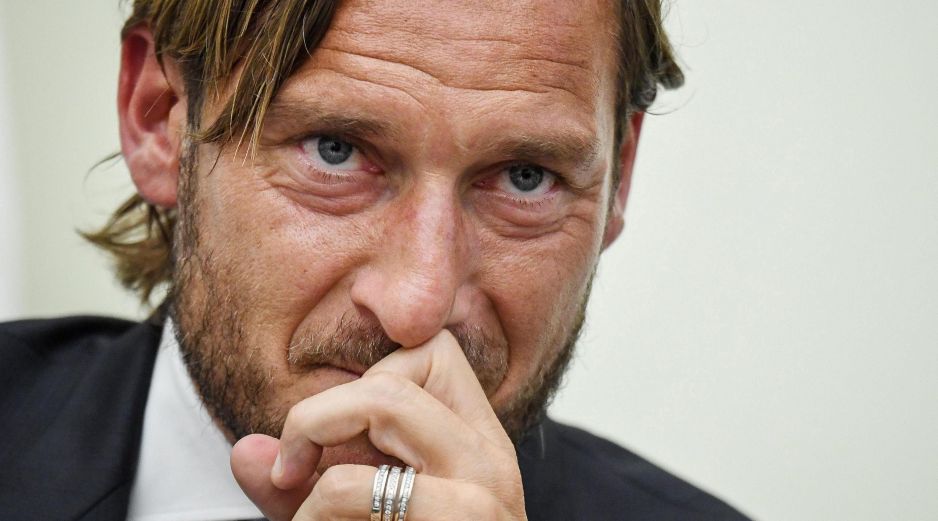 Totti dimitió el año pasado de sus funciones como dirigente, en conflicto con el propietario estadounidense James Pallotta y con la dirección. ARCHIVO