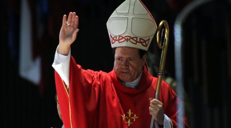 Norberto Rivera, cardenal emérito de México, fue desintubado el día de ayer y permanece en cuidados intermedios, informa el sacerdote Hugo Valdemar Romero. NTX / ARCHIVO