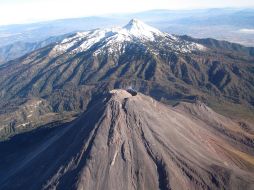 El Volcán de Colima también es llamado el Volcán de Fuego de Colima para diferenciarlo de su vecino, el Volcán Nevado de Colima. NTX / ARCHIVO