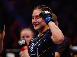 Alexa, de 29 años, se convirtió en la primera peleadora mexicana que se corona en la UFC.  AFP/Archivo