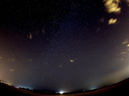 El 22 de octubre las Oriónidas surcarán el cielo nocturno. EFE/Archivo