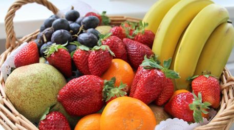 Existen frutas que serán aliadas para la regulación de la presión arterial. ESPECIAL/ Foto de HeVoLi en Pixabay
