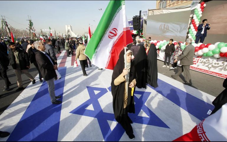 Los países árabes, incluidos los vecinos de Irán y aquellos que median para frenar la guerra en Gaza, han multiplicado en las últimas horas los contactos entre ellos y con Estados Unidos y Teherán. EFE / ARCHIVO